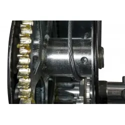 Treuil de levage manuel sur structure articulée